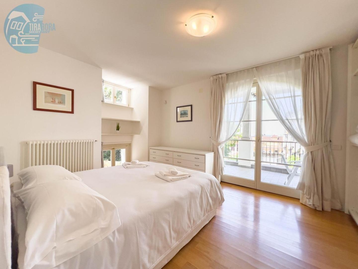 Cattedrale 5 Tirabora Short Rent Apartment Trieste Exterior photo